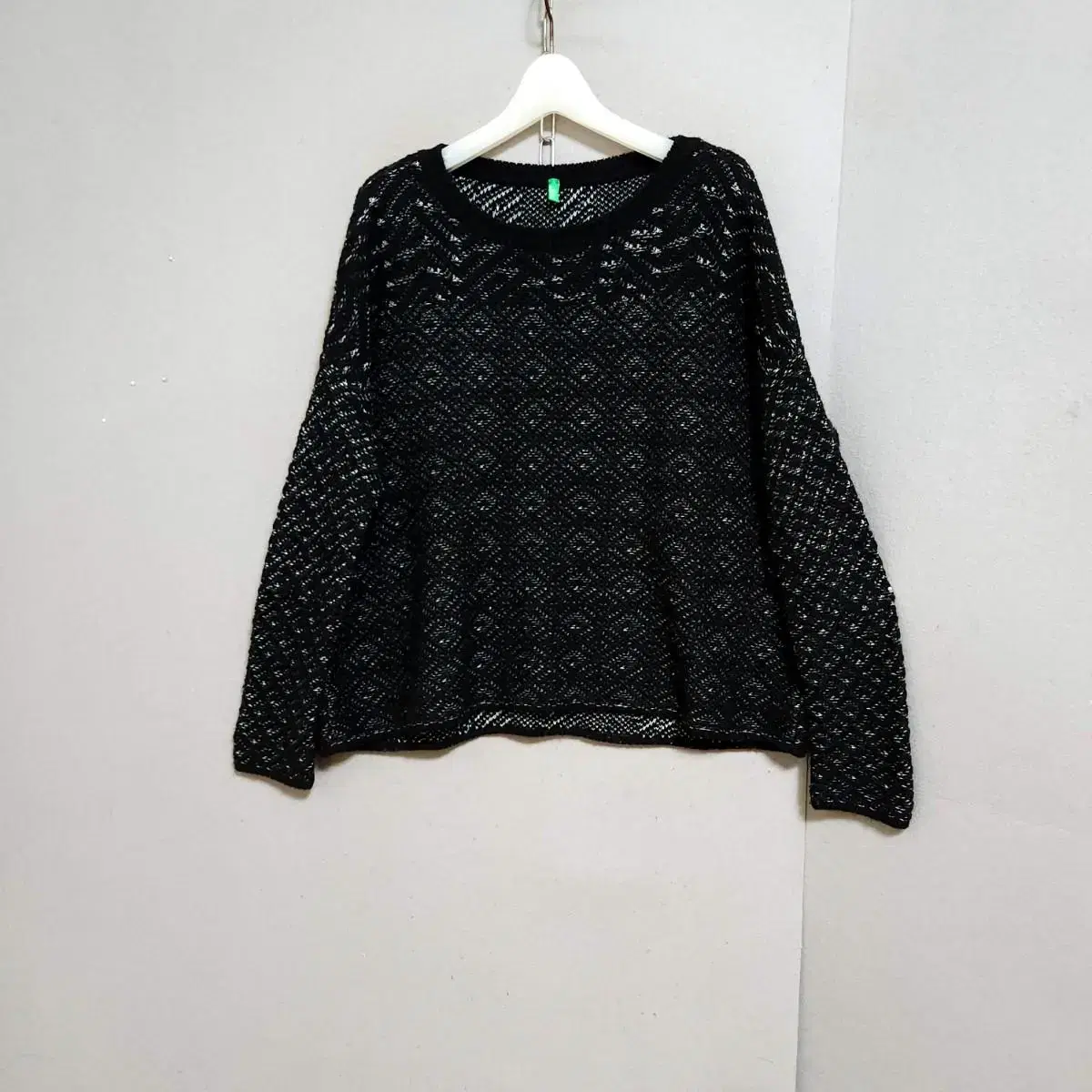 Benetton Black Textured Knit XS n1510 in Ashley