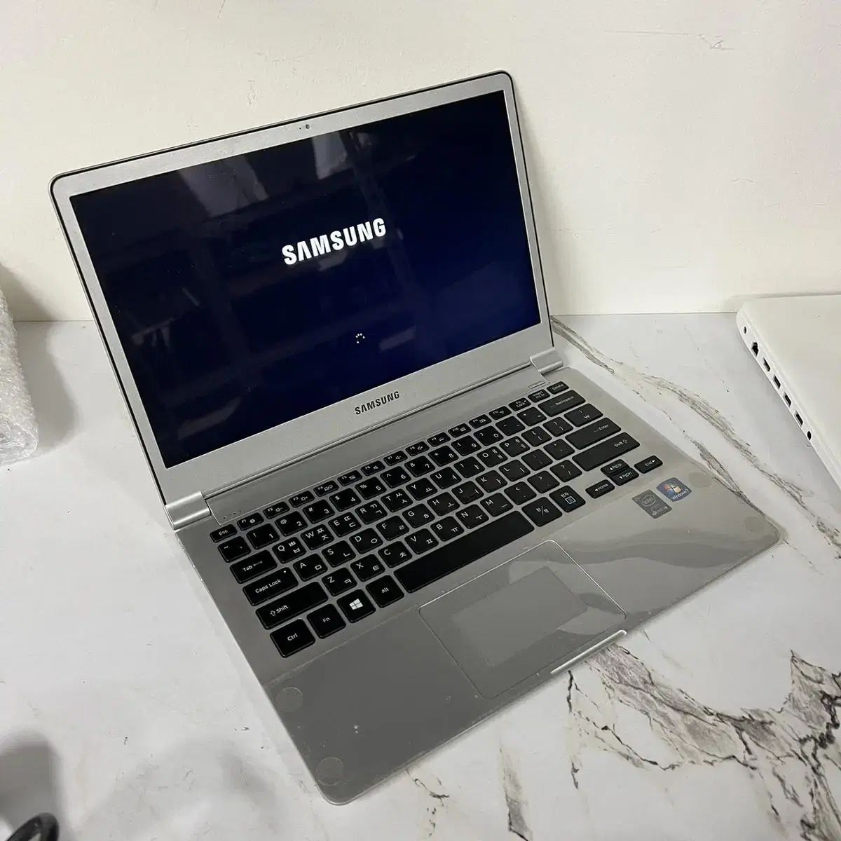 삼성 노트북 9 NT900X 초경량 SSD256GB