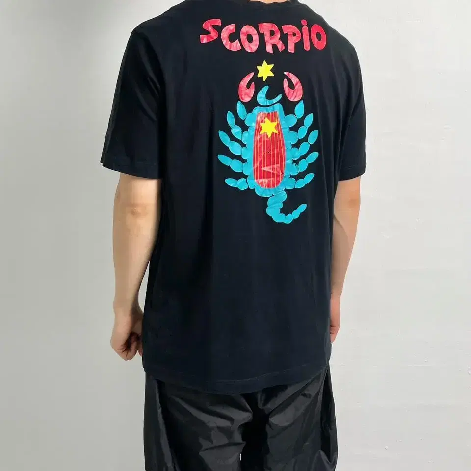 vintage diesel scorpio graphic tee