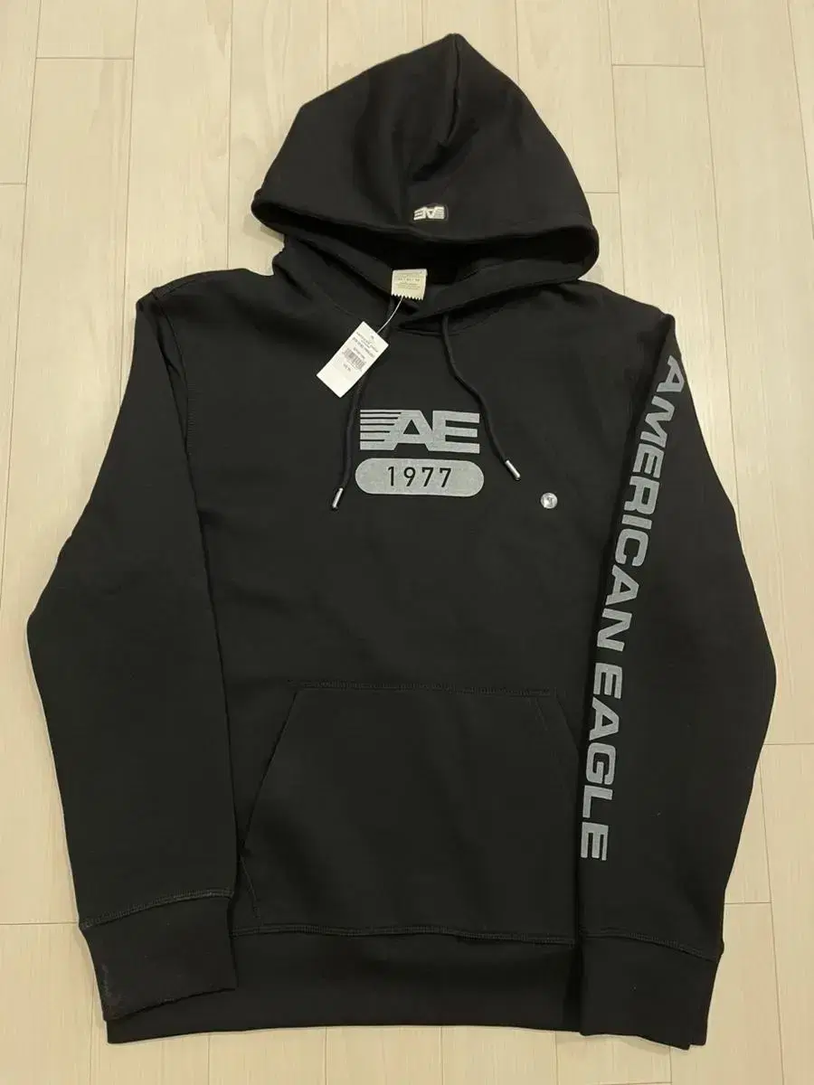 American Eagle Hoodie (Last Saved)