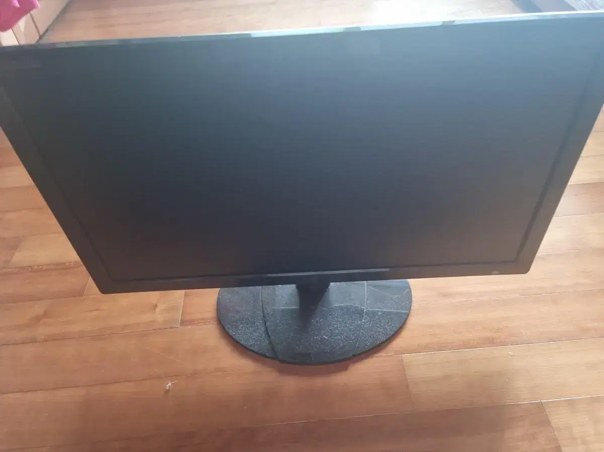 I'm selling a 24-inch office monitor from 2016.