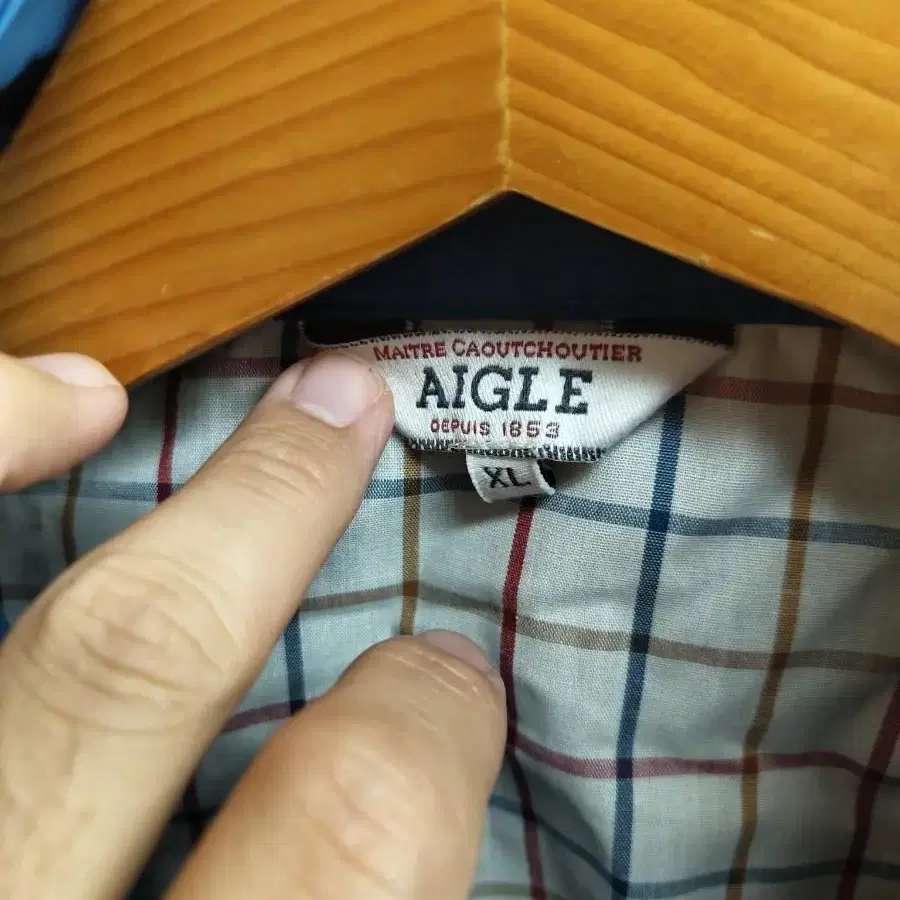 XL)AIGLE 에이글 바람막이 팝니다