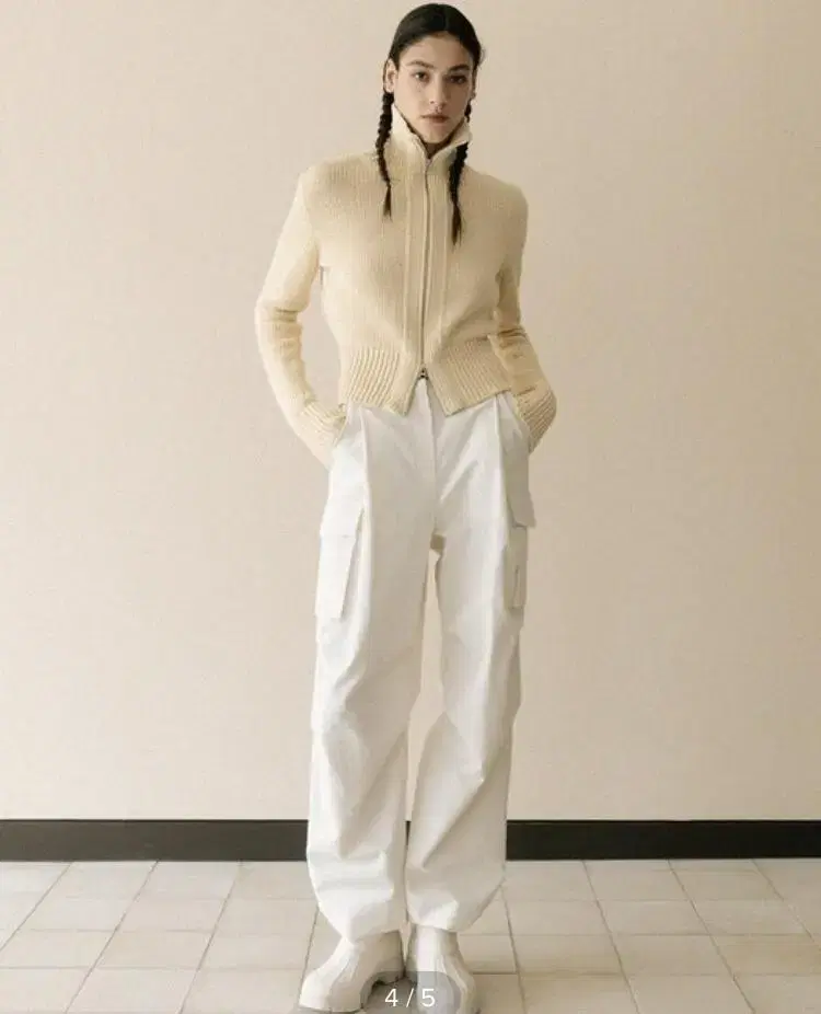 le 르 parachute cargo pants 카고팬츠 (cream)