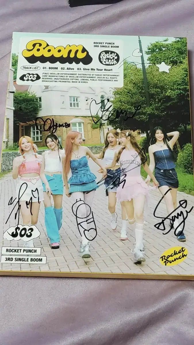 Rocket Punch (B.Mae) Autographed Message Album