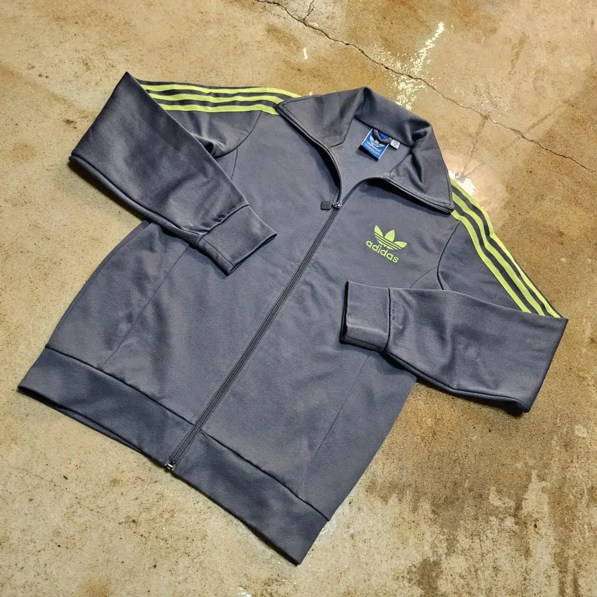 Adidas Europa Tracktop M