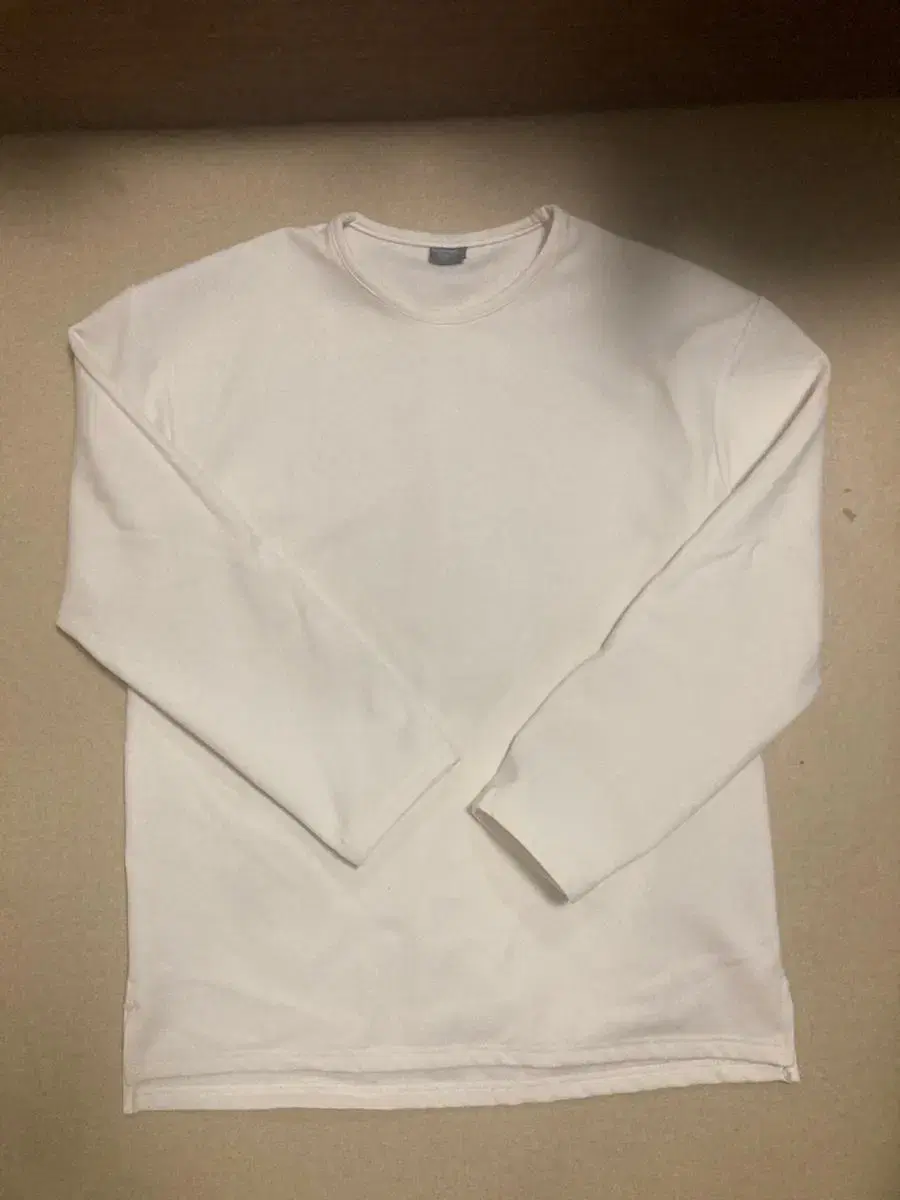 Yuping Basic Tee Long Sleeve