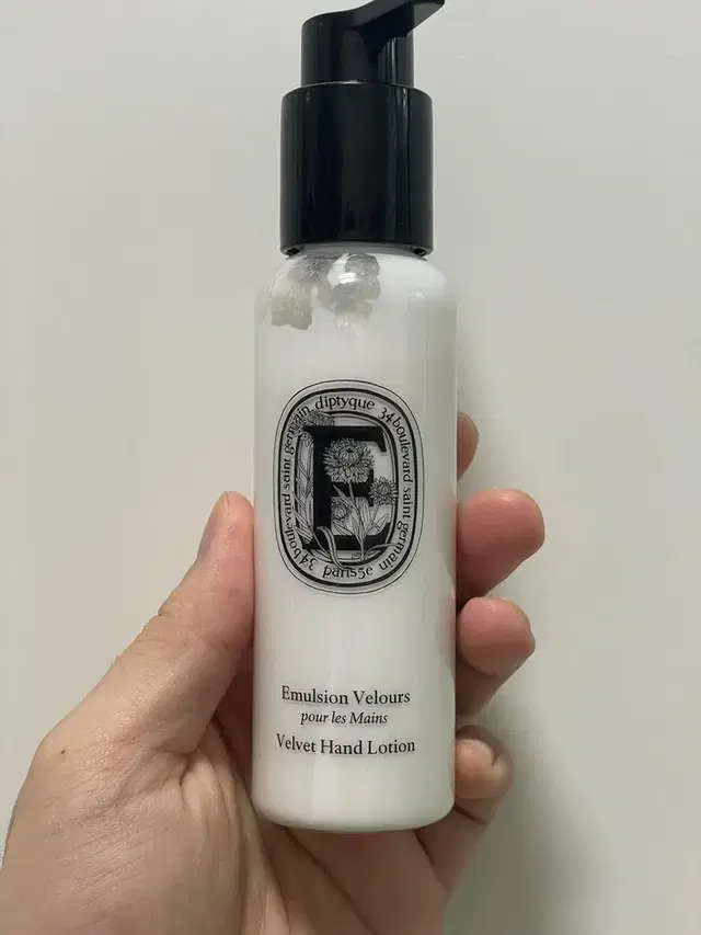 딥티크(DIPTYQUE) 벨벳 핸드 로션 핸드 크림 100mL