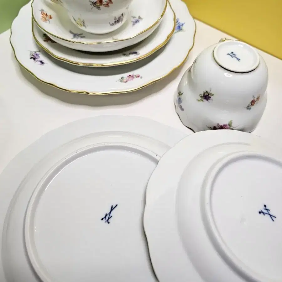 Meissen Scattered Flower 4pc 마이센