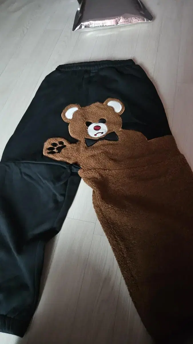 Bear Jogger PantsM