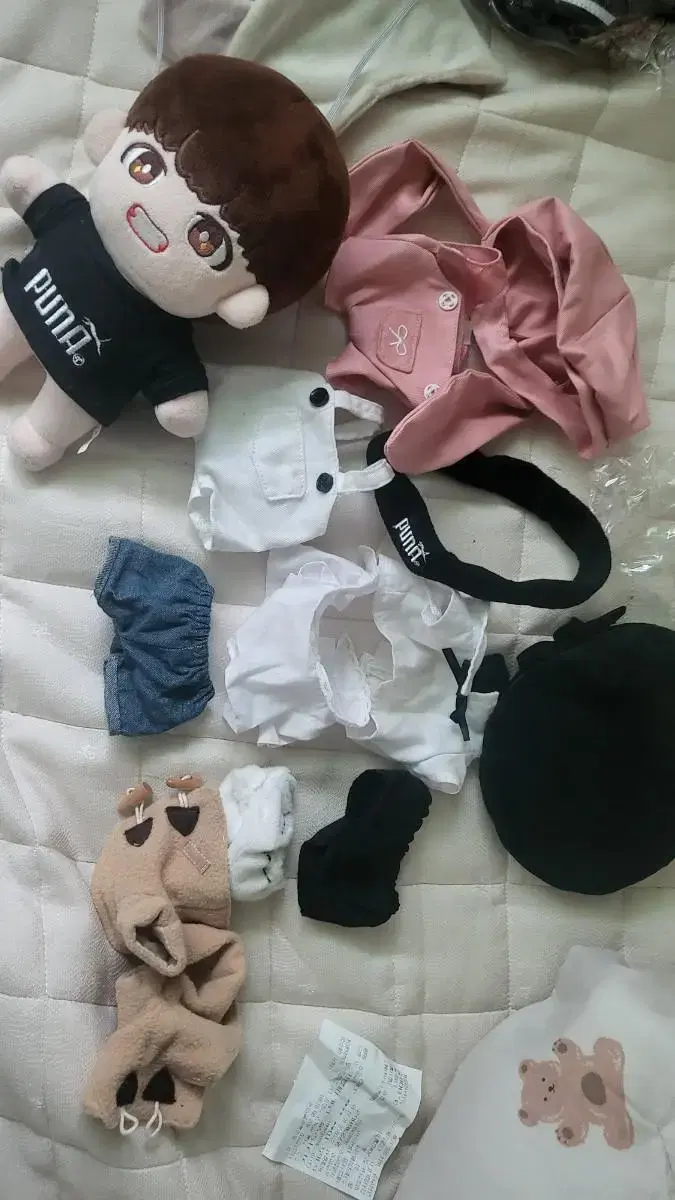 Bangtan v doll Tatas special + sell clothes