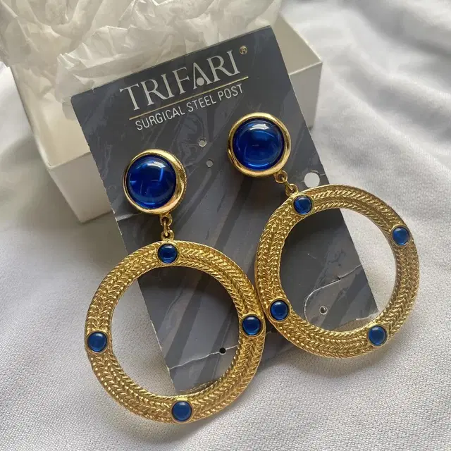 Trifari 'Blue Gold tone Hoop Piearced Vi