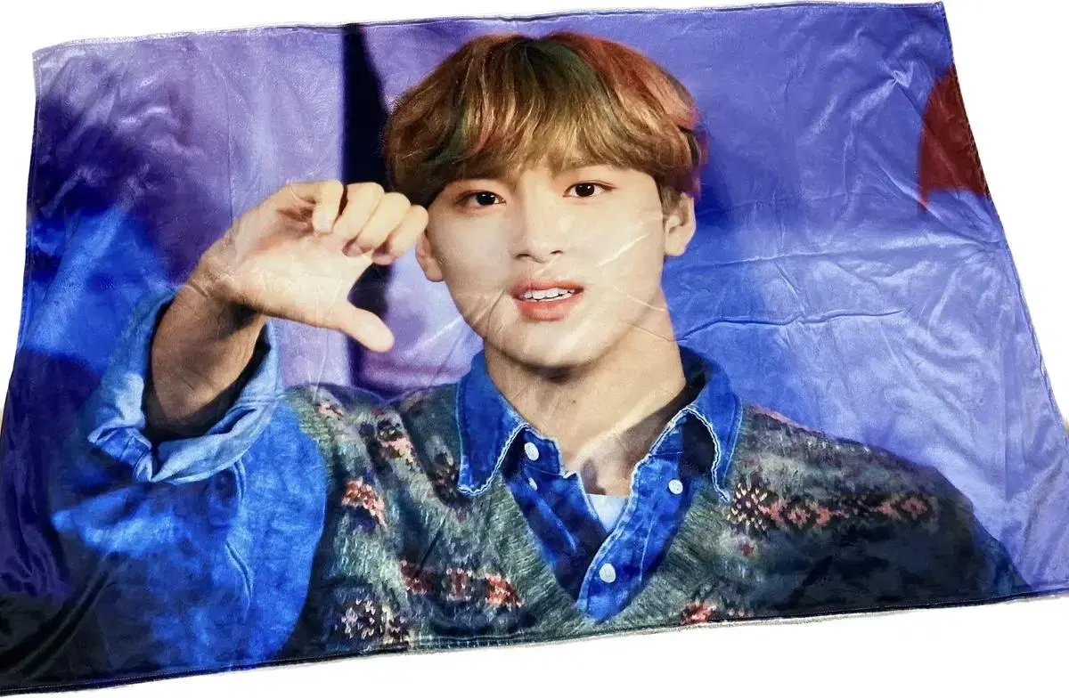 Nct Everland haechan Blanket Choke