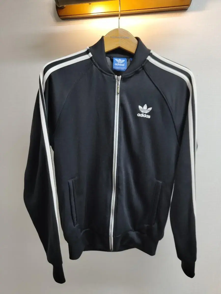 100)Adidas Superstar Track Top Black sells