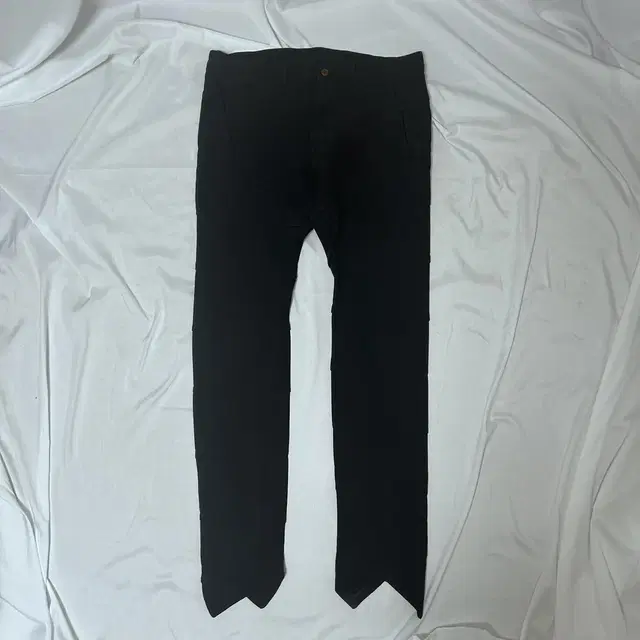 commedesgarcons homme plus 사선 팬츠