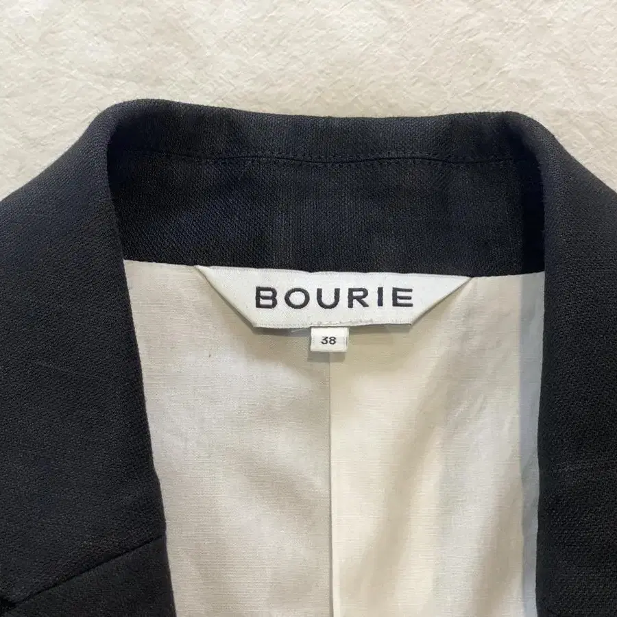 bourie (부리) 블랙 자켓