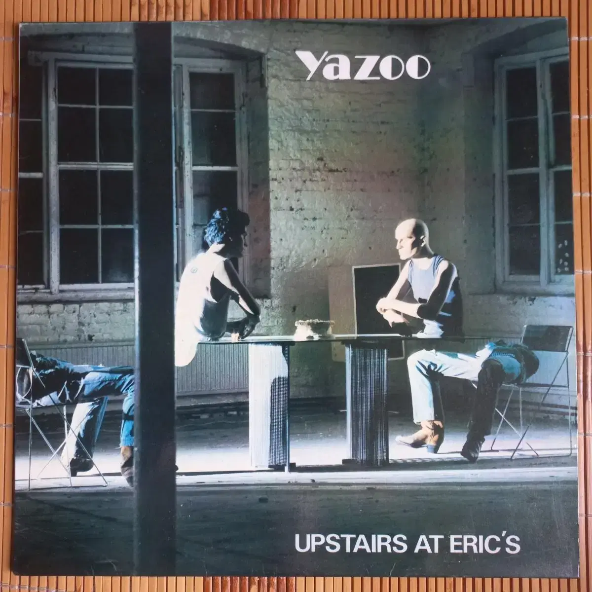 Lp중고 UPSTAIRS AT ERIC'S - yazoo 음반 판매합니다