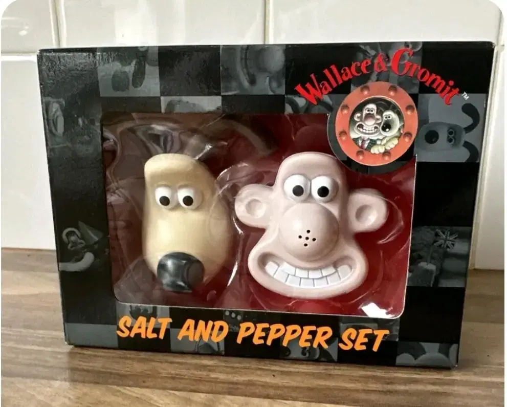 Unsealed)2001VintageWallace & Gromit Salt & Pepper Shakers