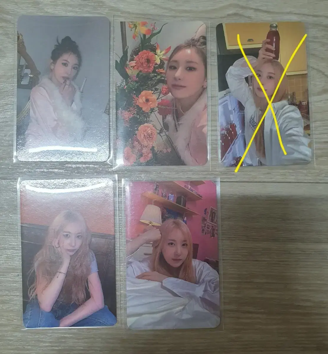 Chaeyeon Lee Knock broadcast photocard