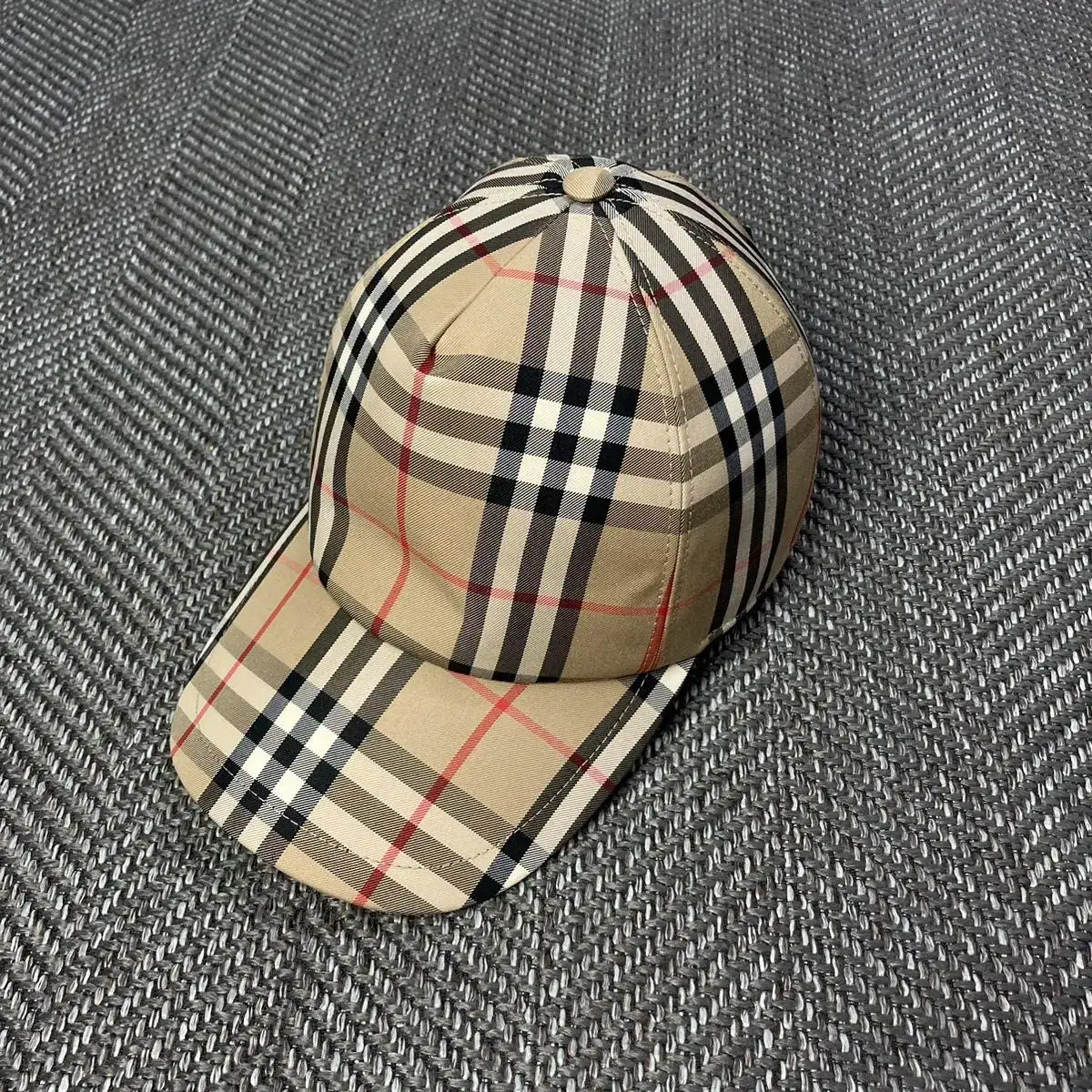 (Genuine) New Burberry Check Ballcap S