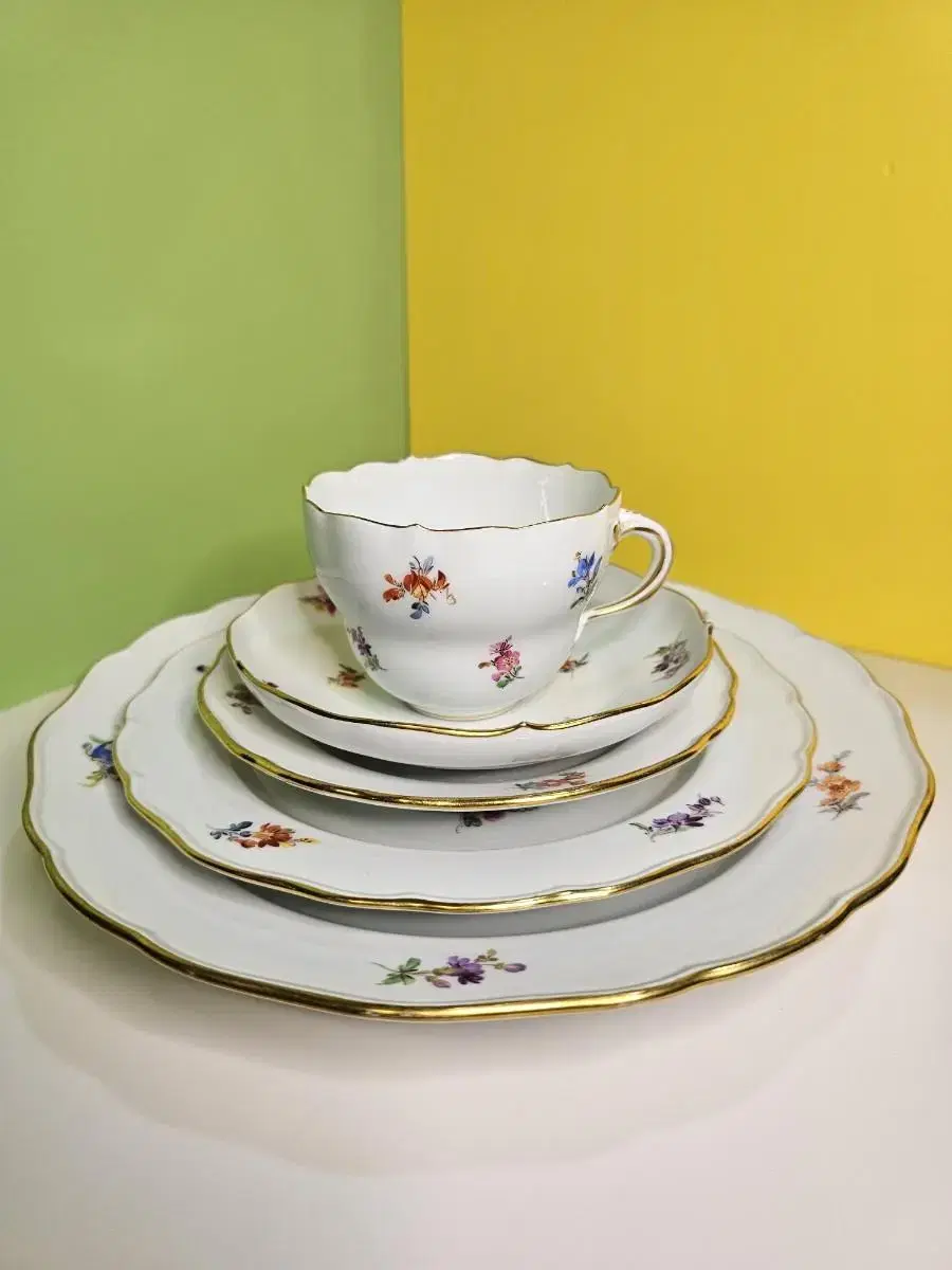 Meissen Scattered Flower 5pc set  마이센