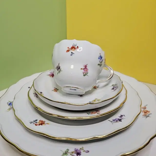 Meissen Scattered Flower 5pc set  마이센