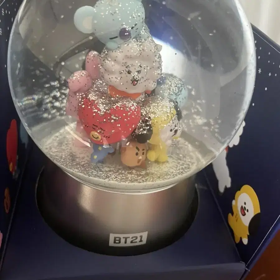 BT21 스노우볼