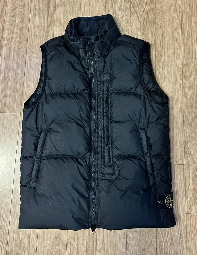 [M] 20FW Stone Island 스톤아일랜드 크링클랩스 조끼