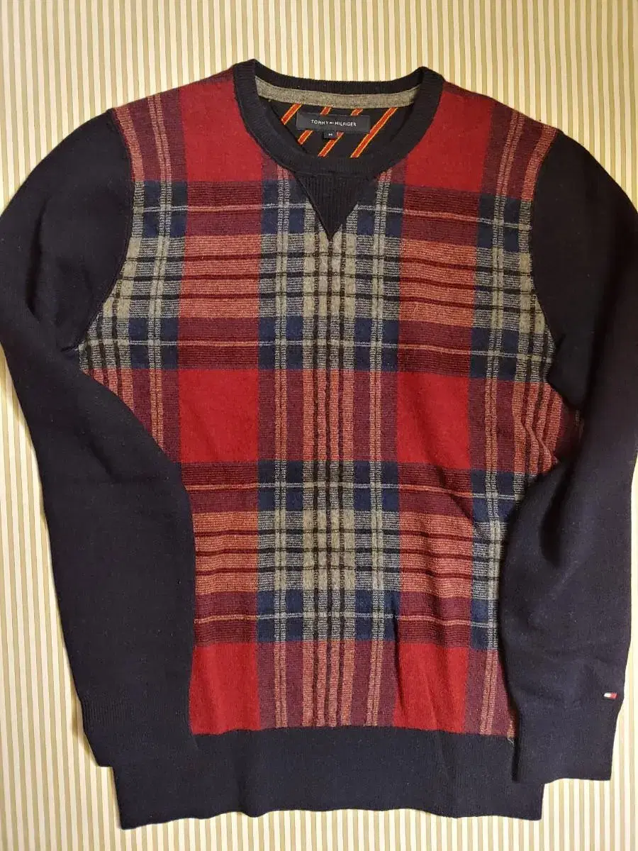 Tommy Hilfiger Knit Sweater