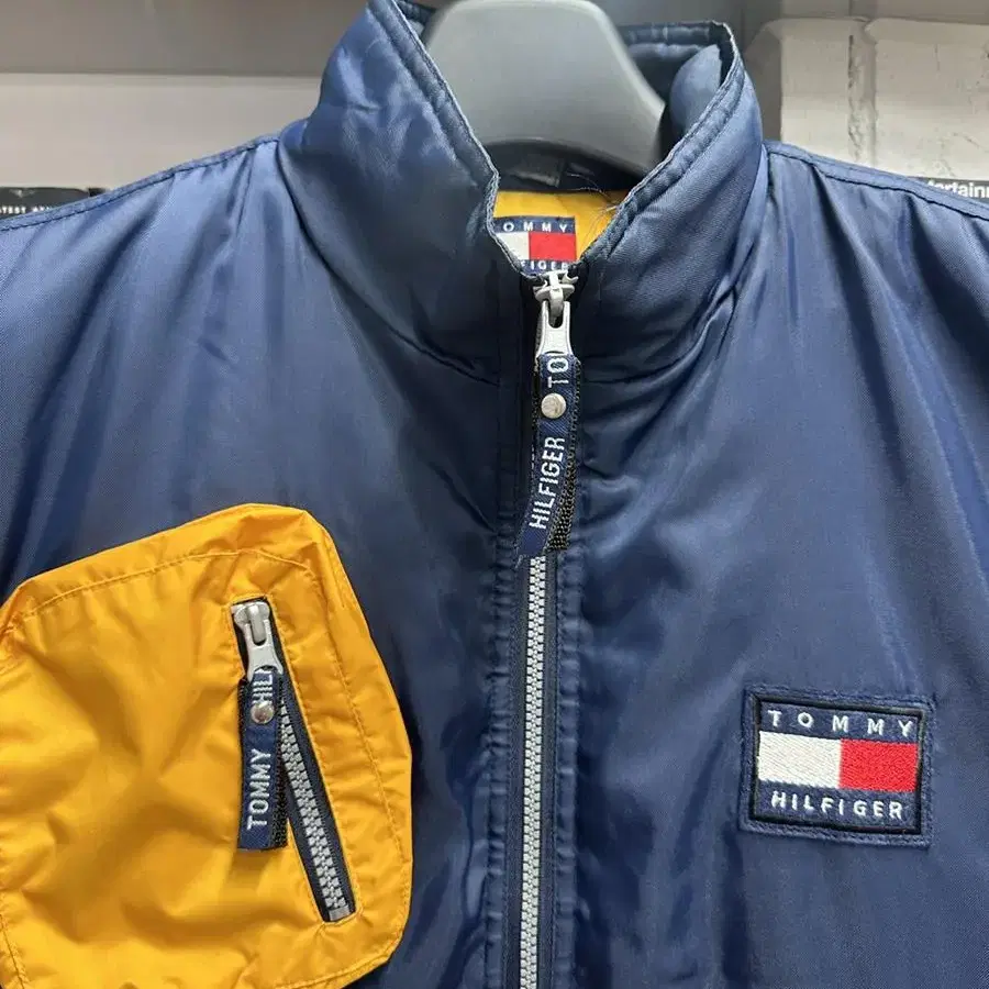 90s tommy hilfiger vest 타미힐피거 올드스쿨 조끼