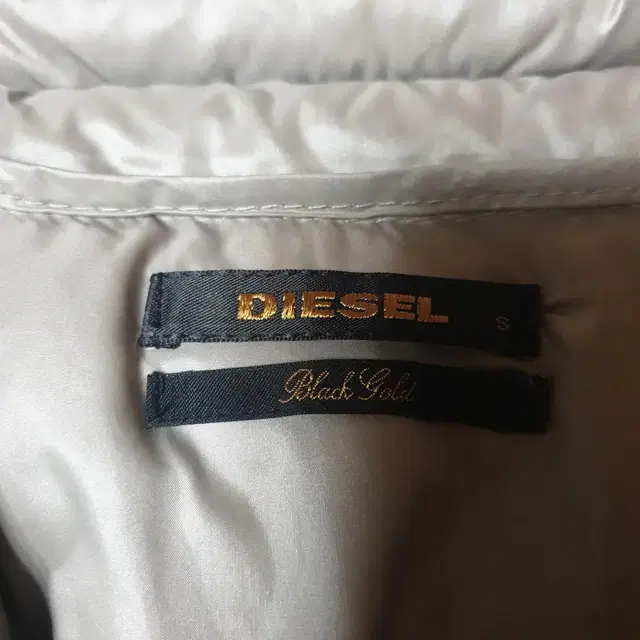 (S) DIESEL 디젤 여자 양털 패딩 점퍼 다운