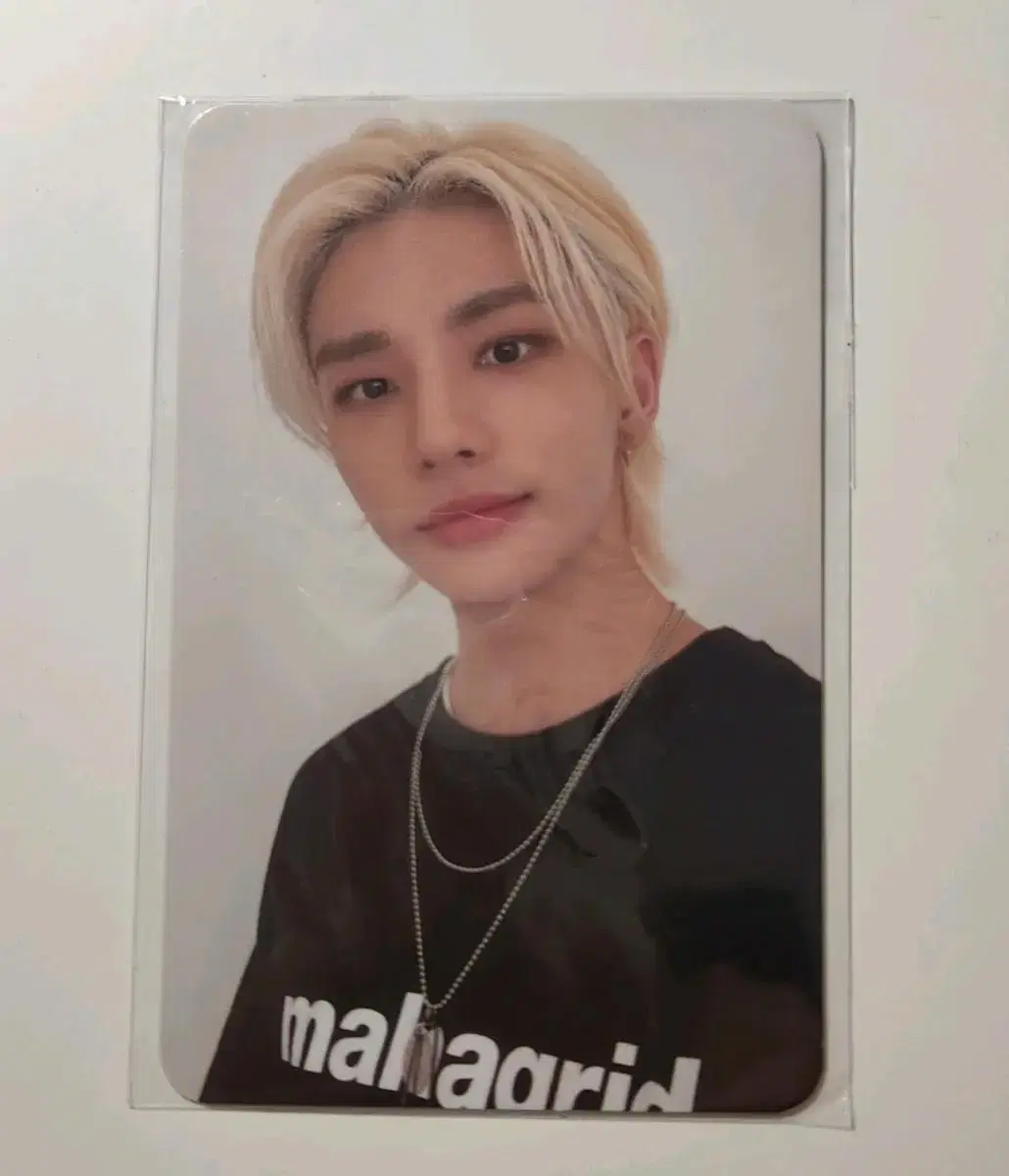 Mahagrid Primary hyunjin photocard WTS