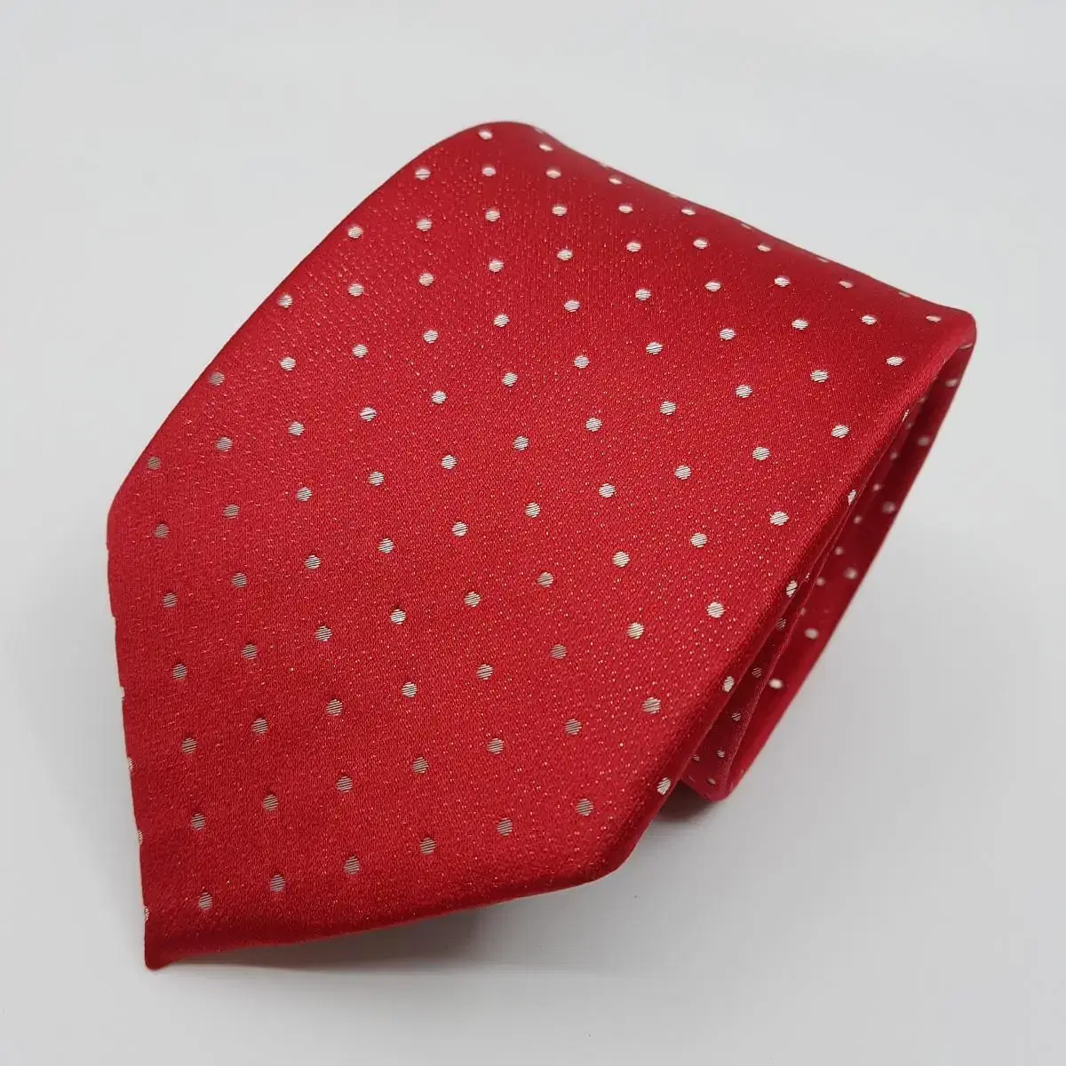 Lenoma Tie