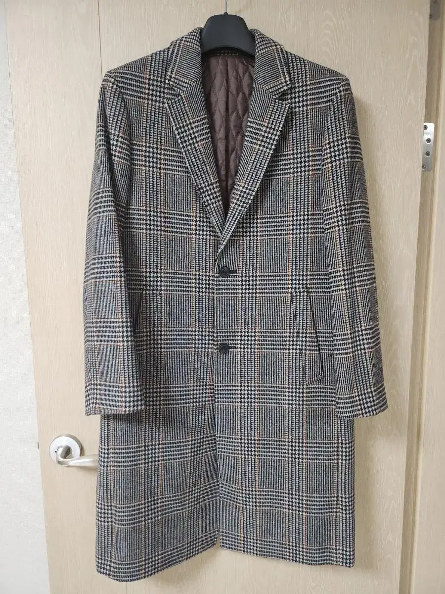 Burberry Brenwood check coat