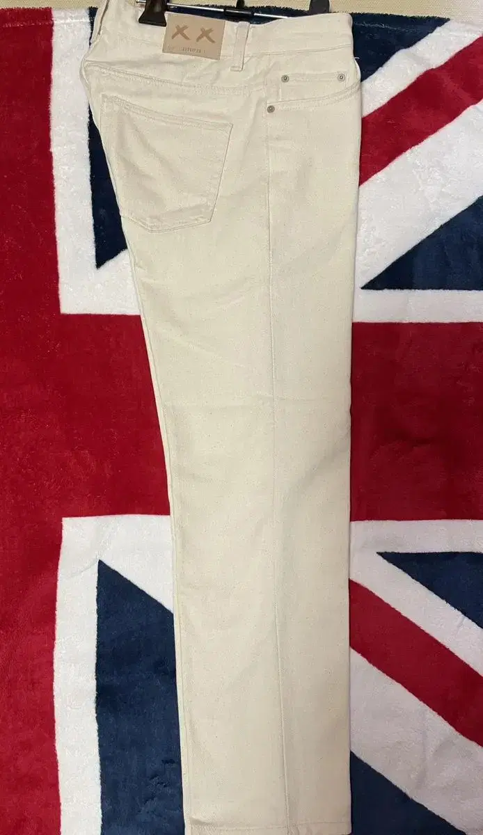 BRANDED Cream jin 1931 pants