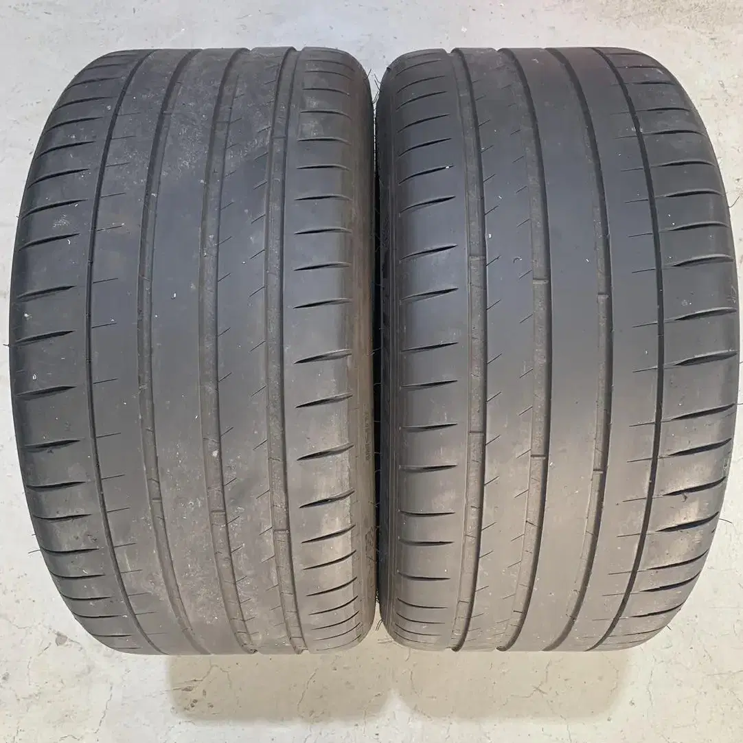 295/35R20 중고T