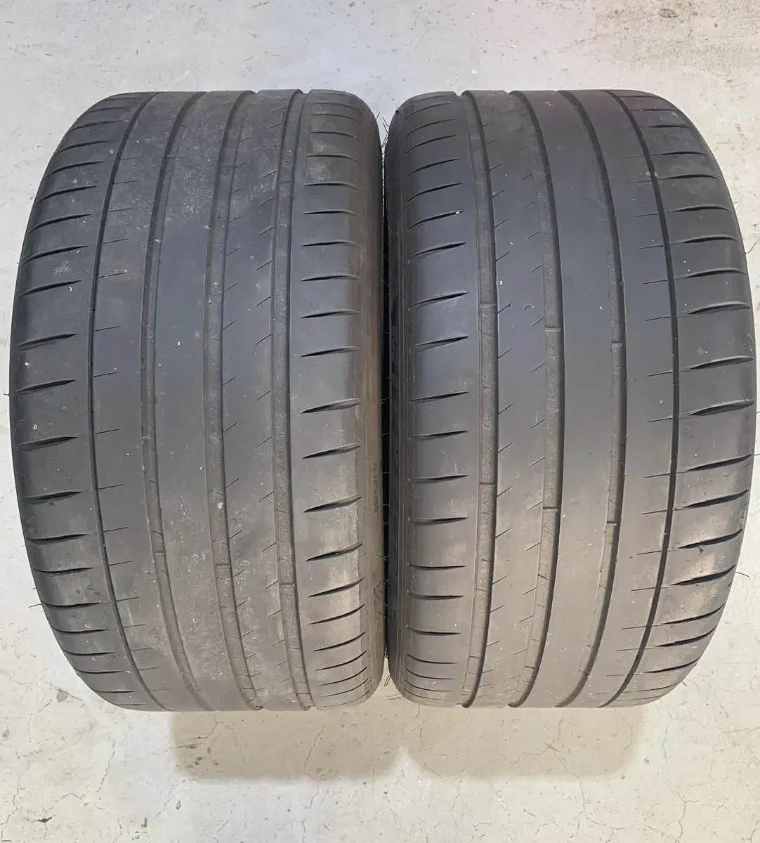 295/35R20 중고T