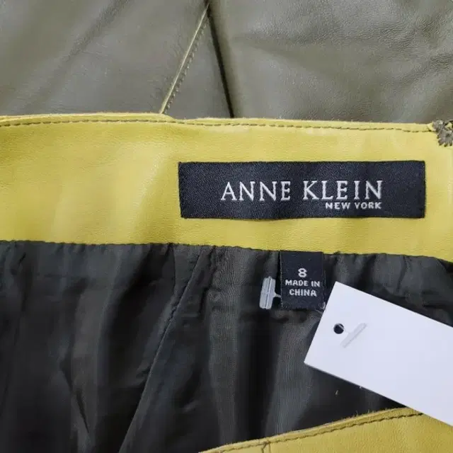 수입판 ANNEKLEIN 앤클라인 투톤 양가죽 스커트 31 미착용 새상품