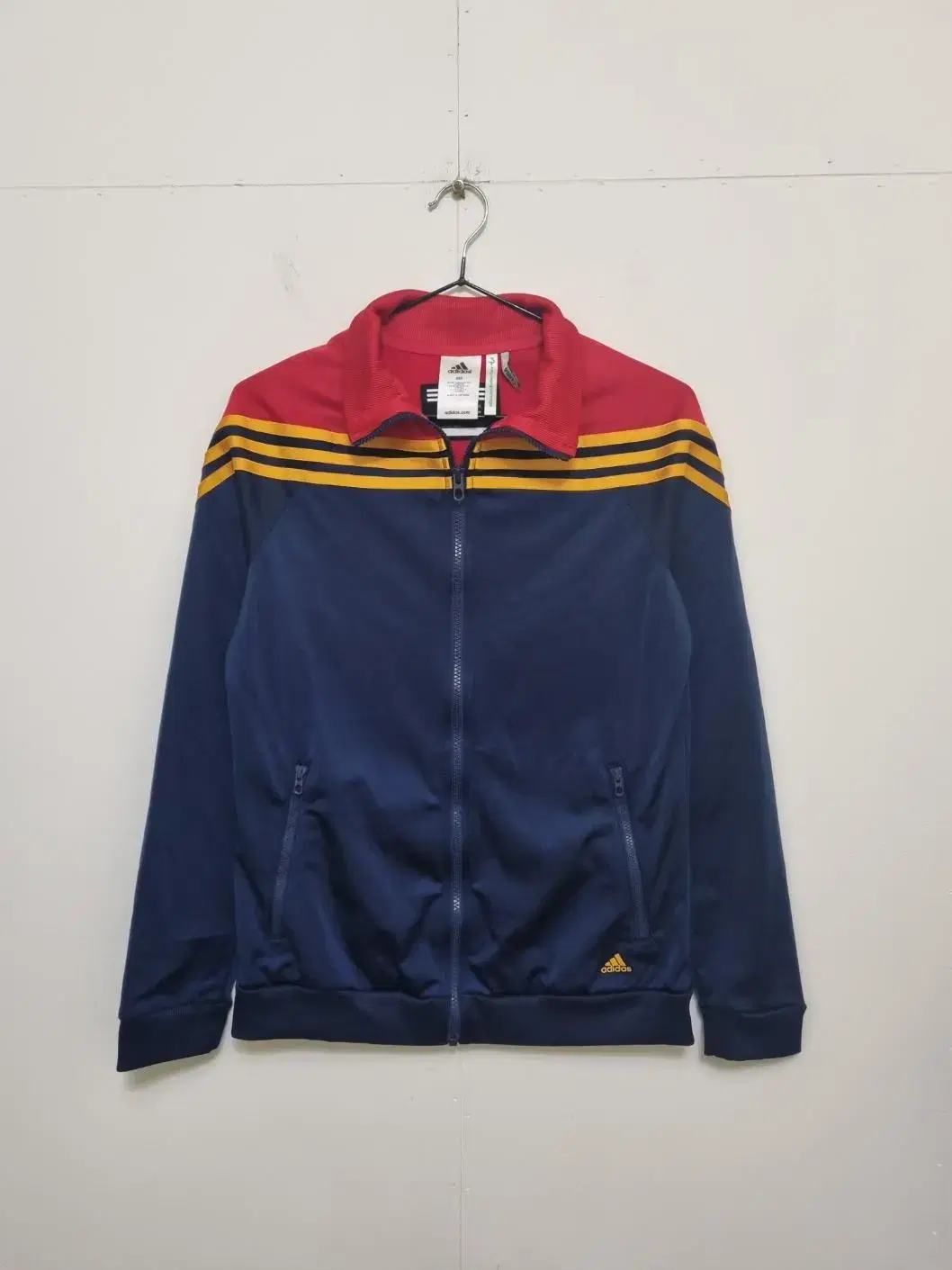 adidas SF ICONIC 3S Tracktop Jersey Jacket-Women95