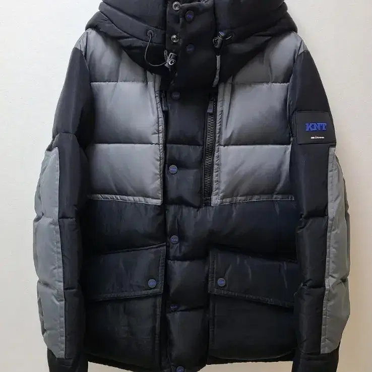 키톤 투톤 후드 파카 (Kiton Down hooded parka)