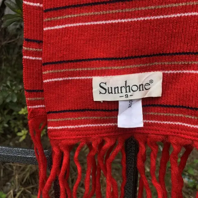 Vintage Sunrhone red muffler