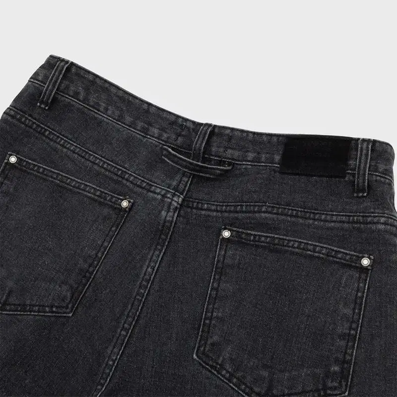 친 다운 chin down boy denim pleated