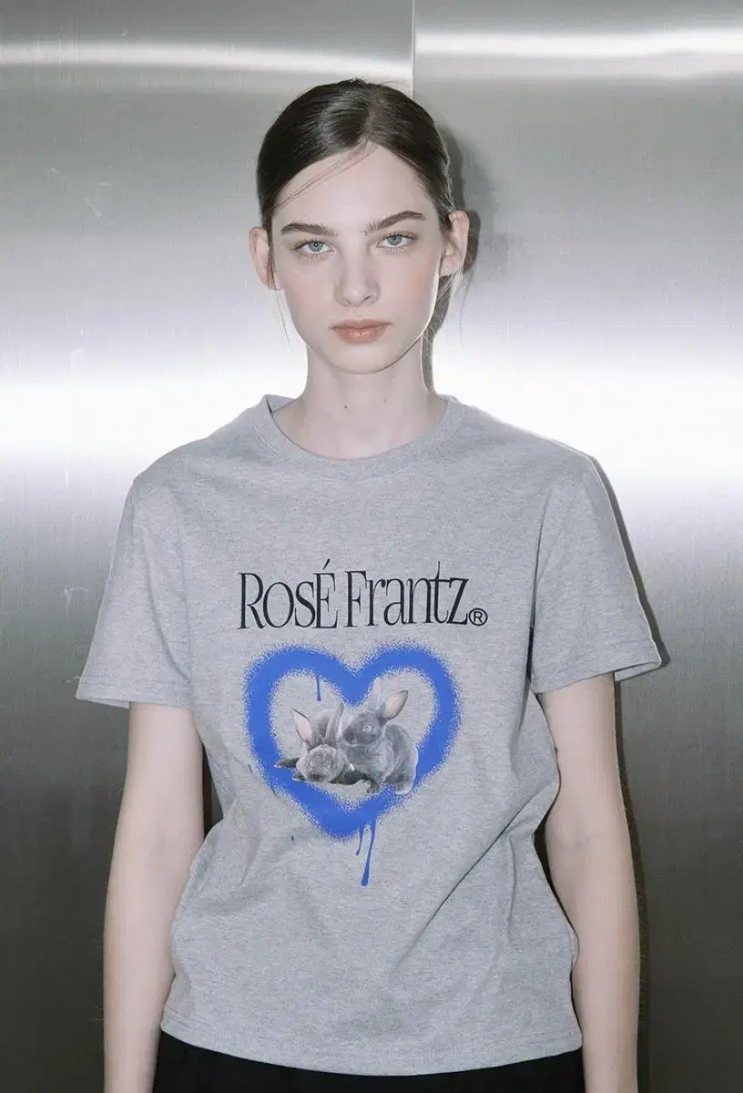 로제프란츠 rosefrantz Rabbit Painting Tee