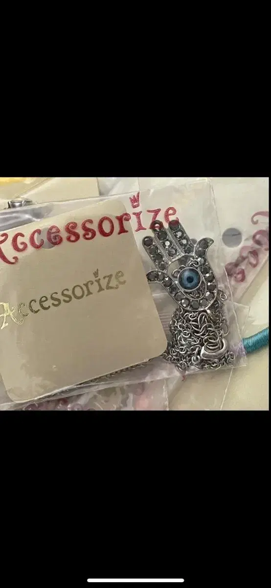 영국 Accessorize 목걸이