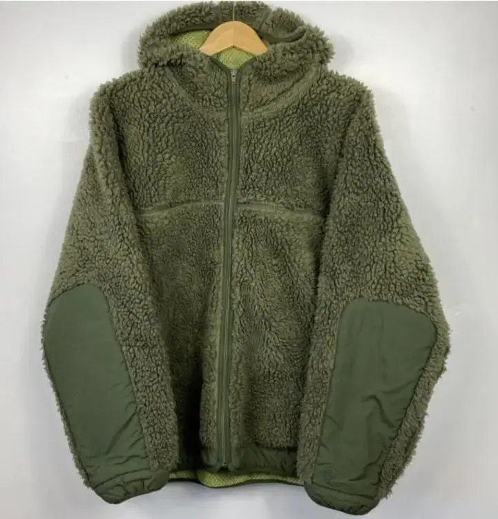 Patagonia Rhythm Green Size L Made in the U.S.A.