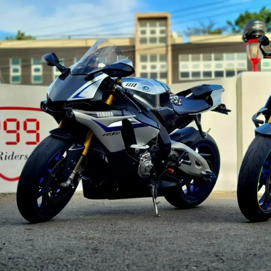 YAMAHA YZF R1M 7777골드번호