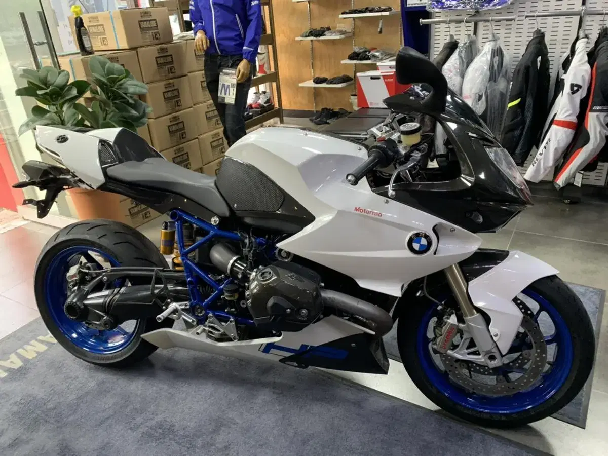 BMW HP2 SPORTS 판매합니다