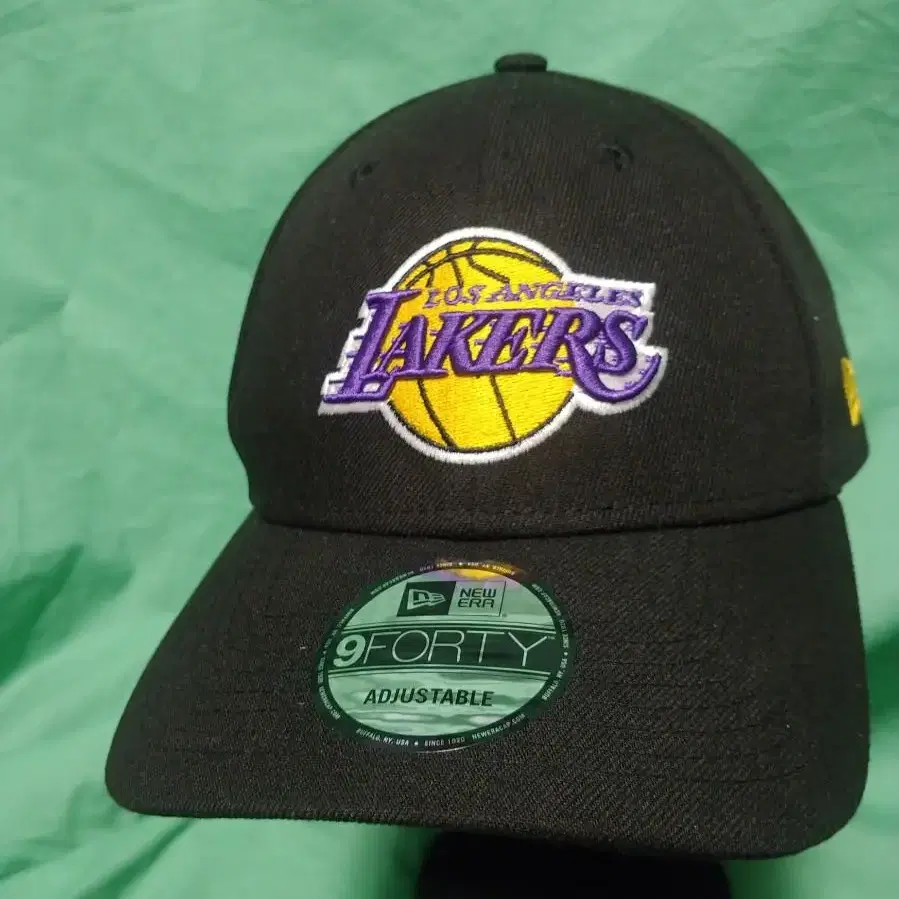 뉴에라 더리그 레이커스볼캡.스트랩백.LA LAKERS