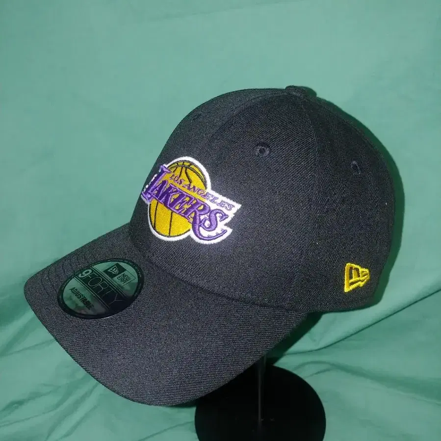 뉴에라 더리그 레이커스볼캡.스트랩백.LA LAKERS