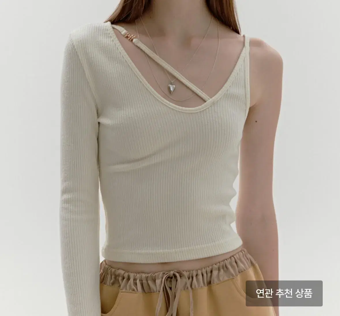 소프트 서울 ONE-SHOULDER LONG SLEEVES TOP [IV