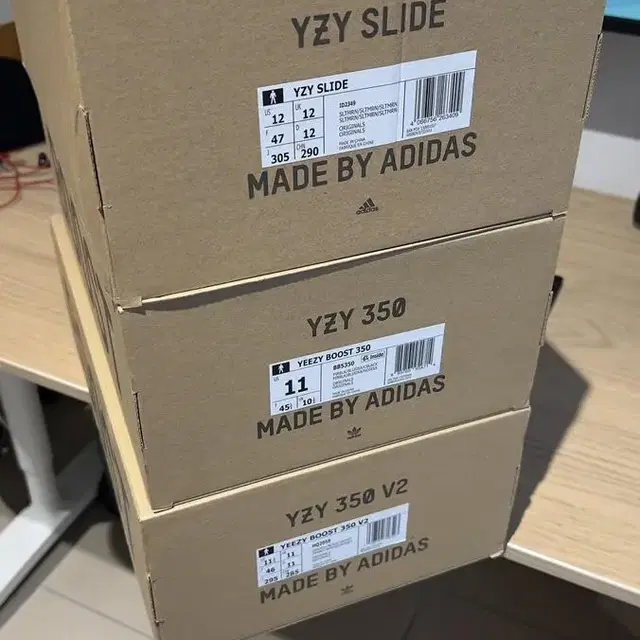 Yeezy 350 pirate black 2023 290